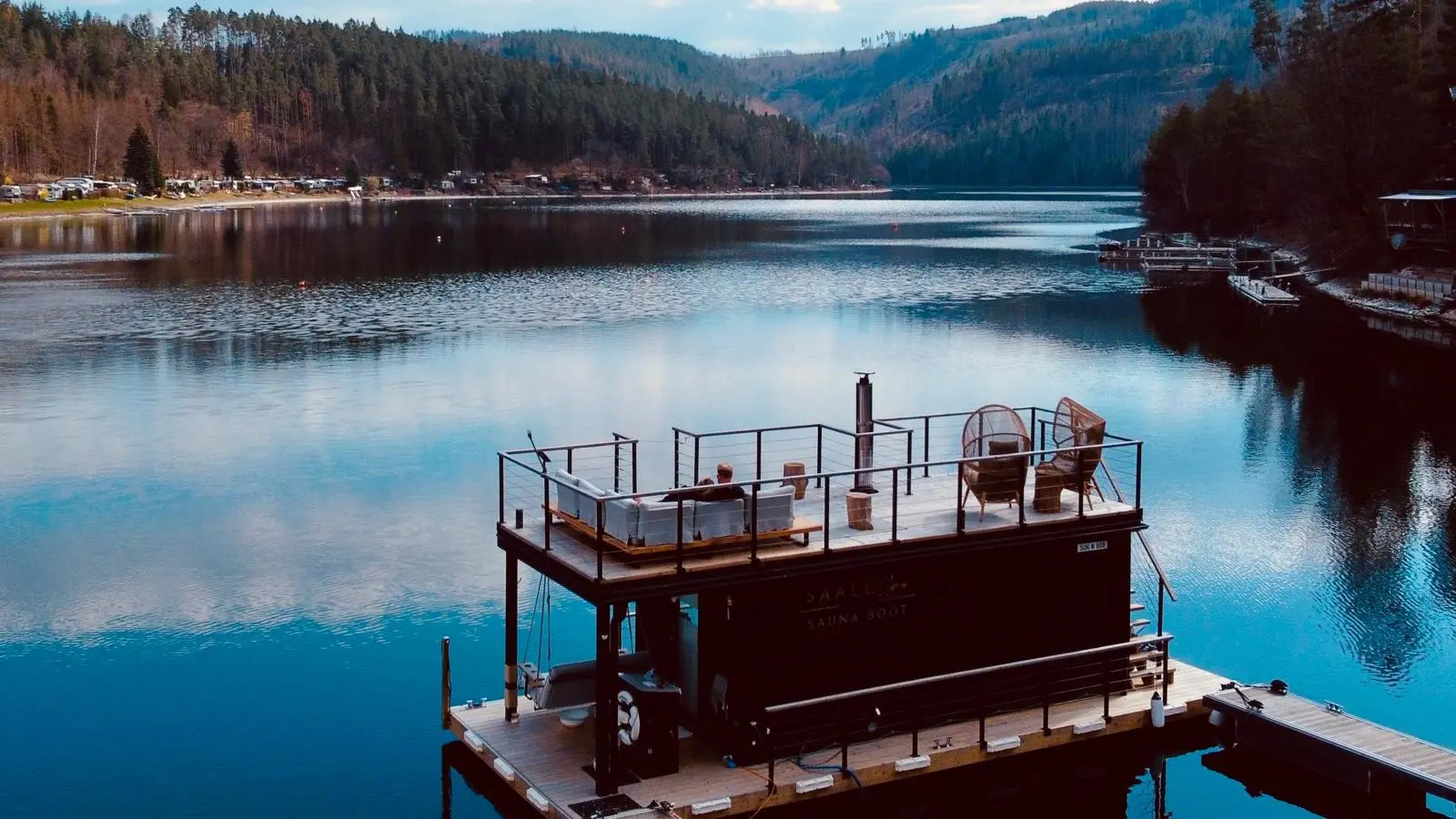 The SaaleSpa sauna boat on the Lake Hohenwarte