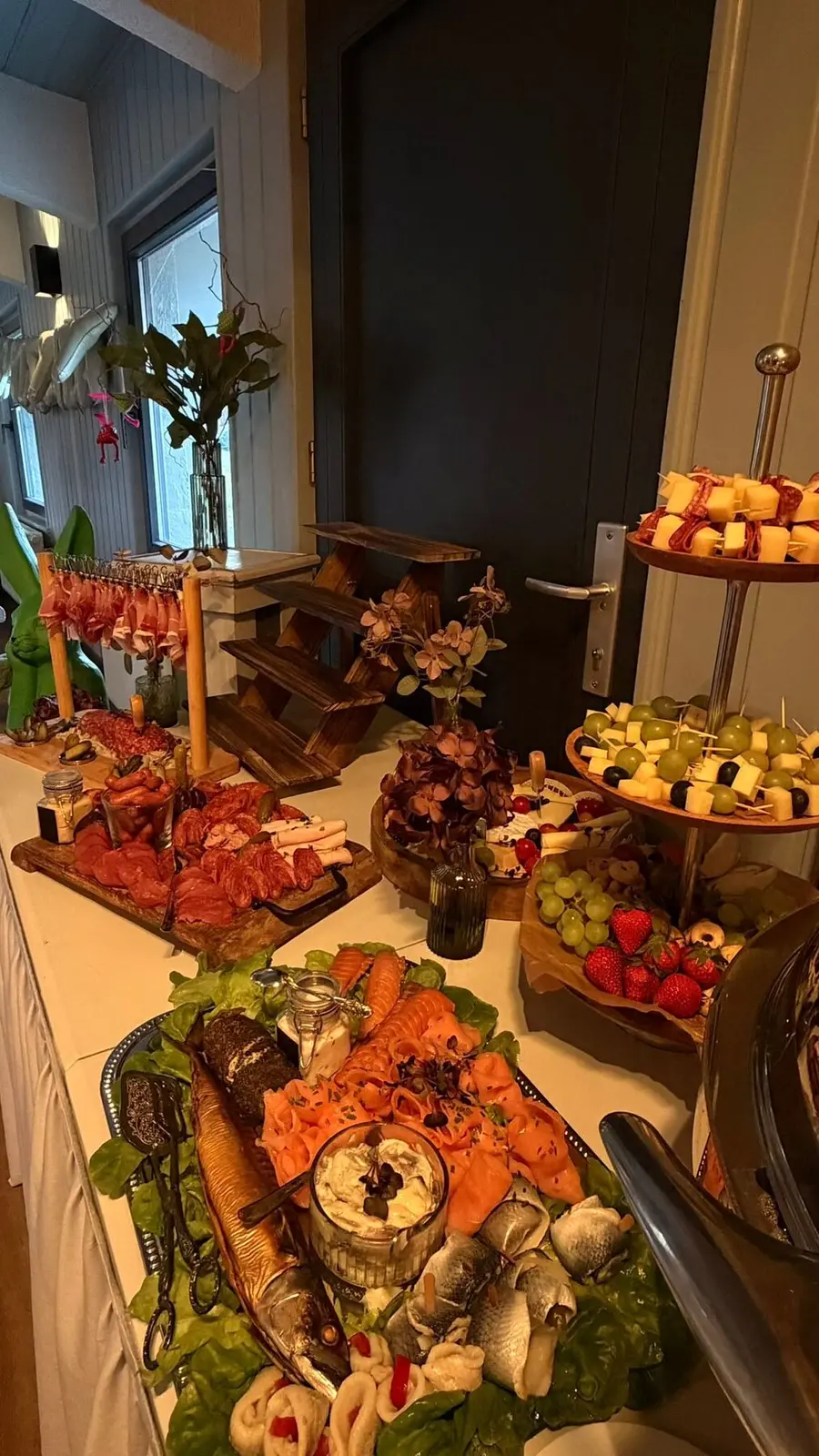 Rich catering buffet from the Schmiedehafen